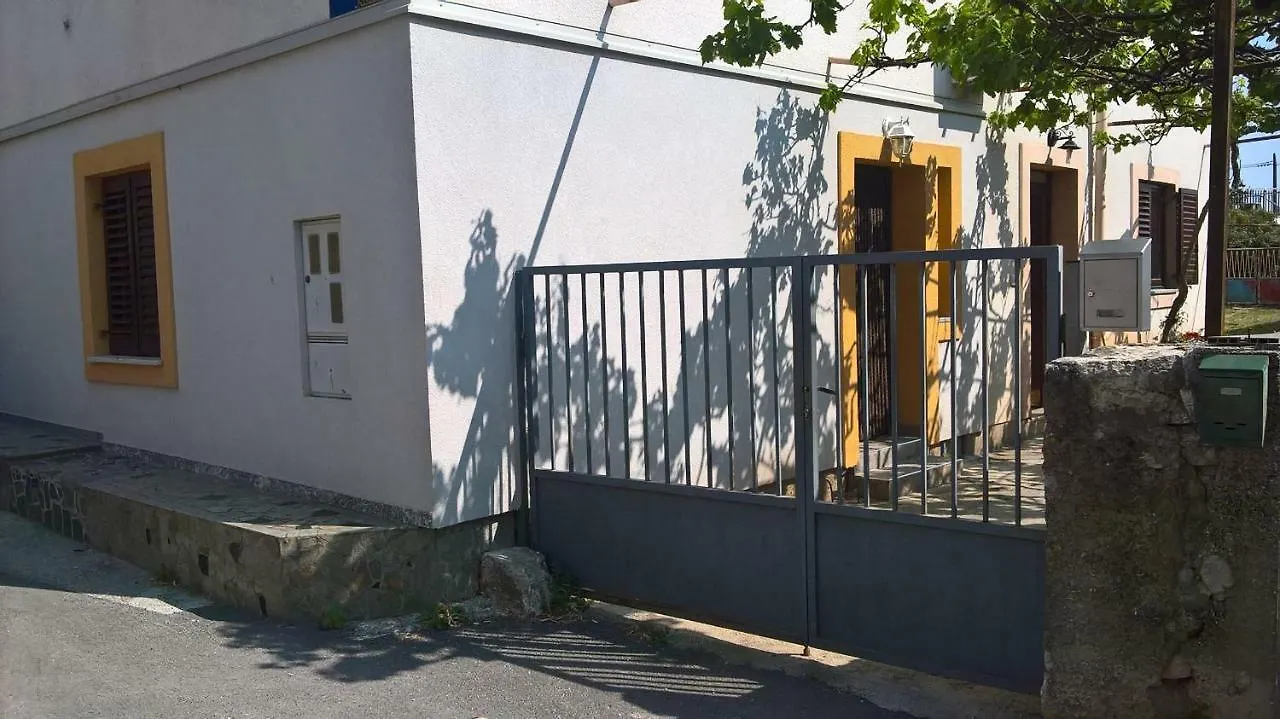 Apartment Tony Peroj Croatia